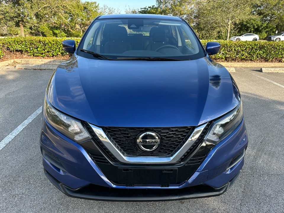 2020 Nissan Rogue - Image 2 of 21