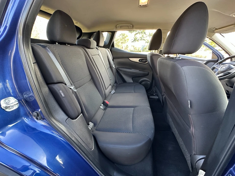2020 Nissan Rogue - Image 20 of 21