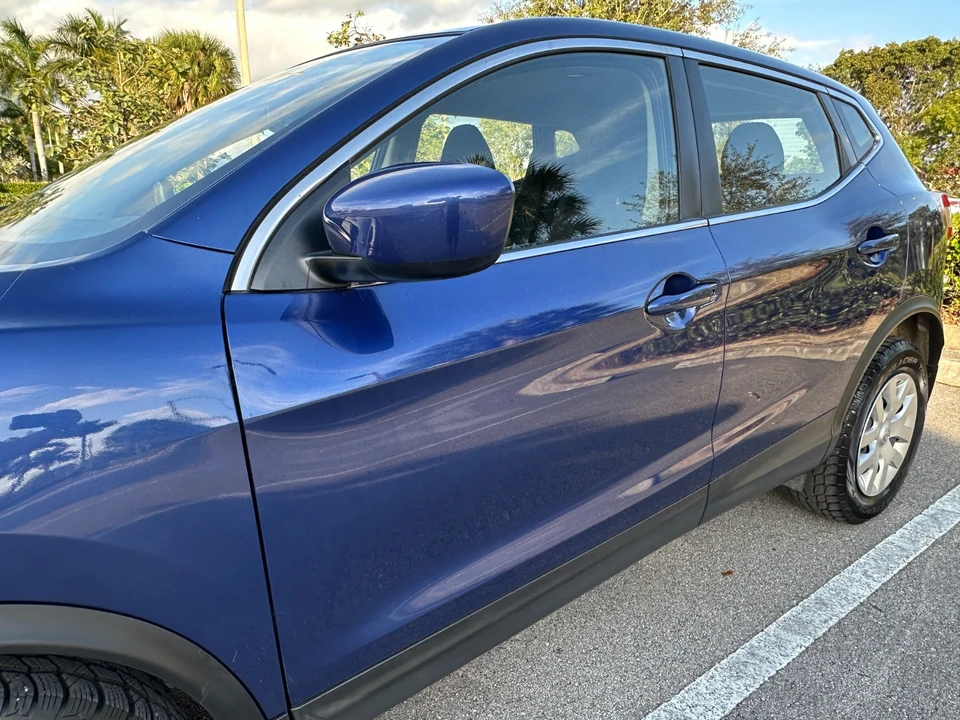 2020 Nissan Rogue - Image 11 of 21