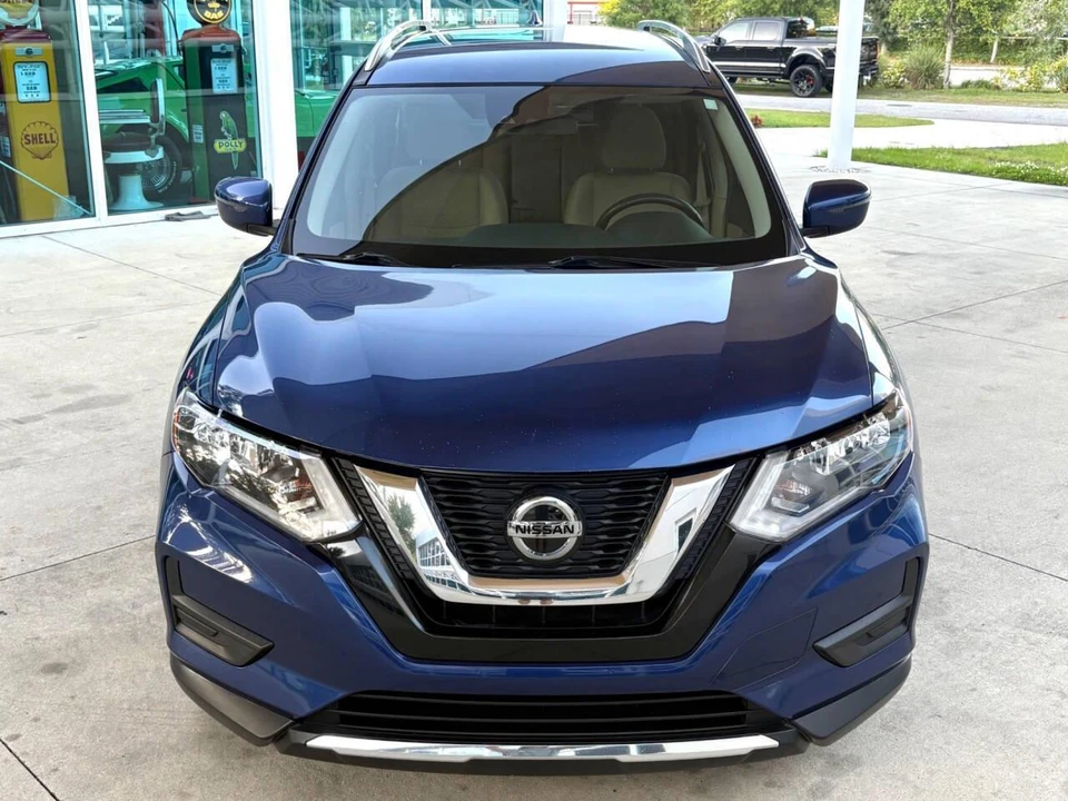 2020 Nissan Rogue - Image 3 of 31