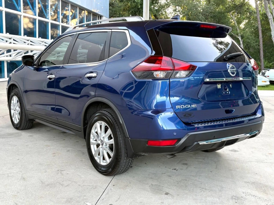 2020 Nissan Rogue - Image 9 of 31