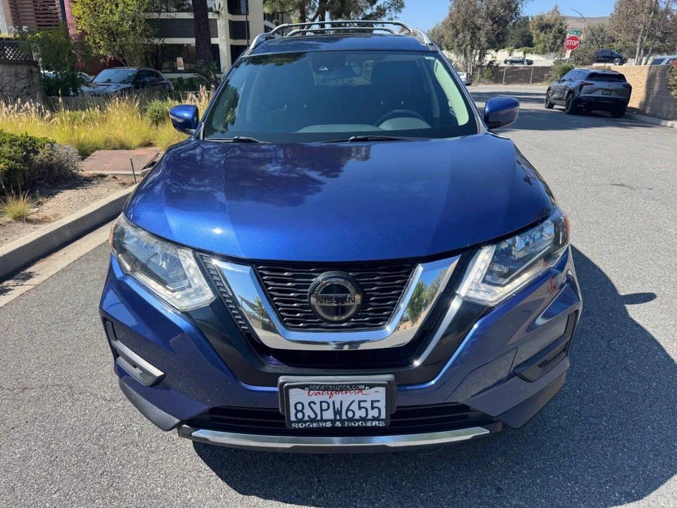2020 Nissan Rogue - Image 6 of 15