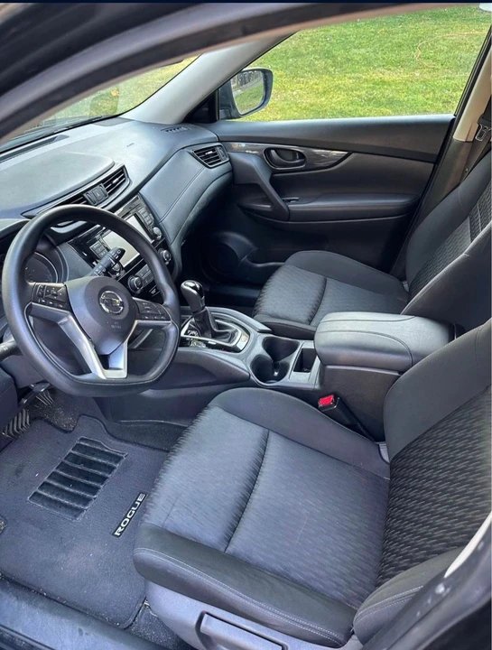 2020 Nissan Rogue - Image 3 of 6