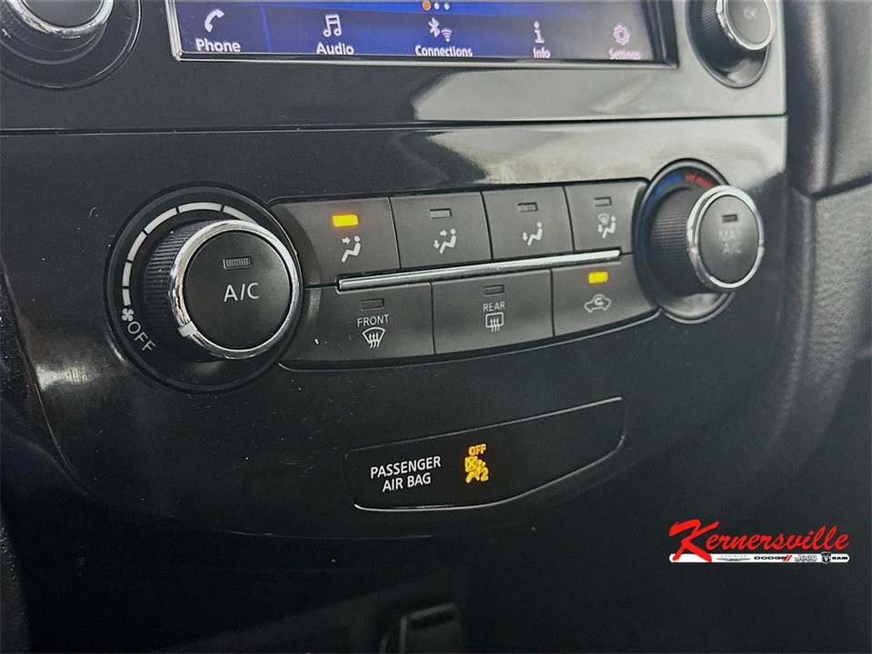 2020 Nissan Rogue - Image 18 of 21