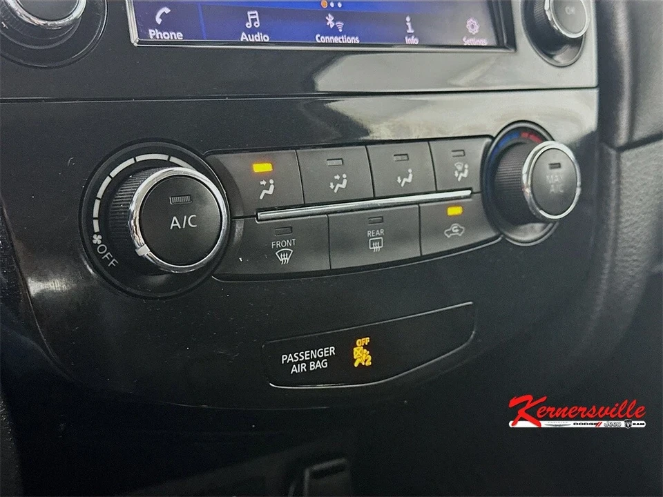 2020 Nissan Rogue - Image 18 of 21
