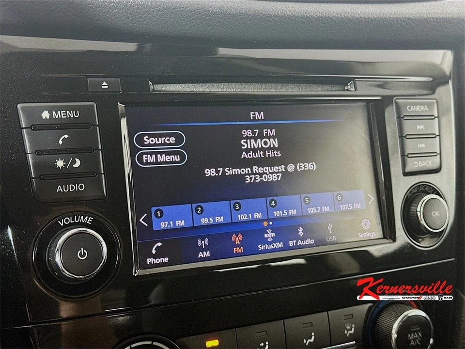 2020 Nissan Rogue - Image 17 of 21