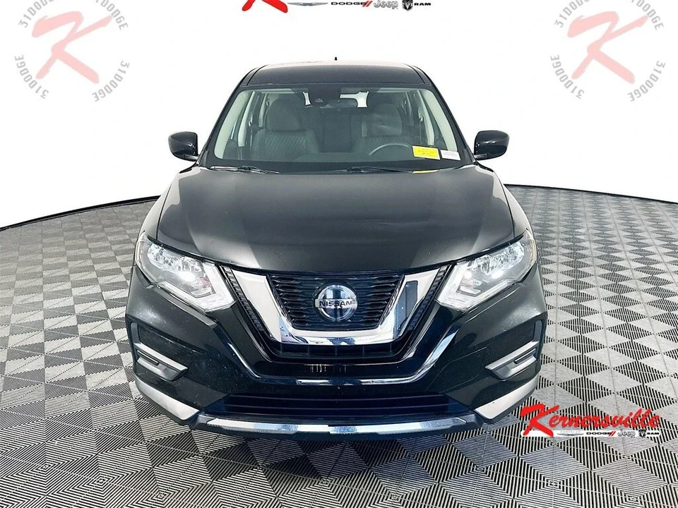 2020 Nissan Rogue - Image 2 of 12