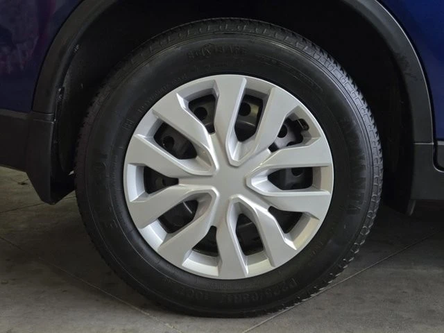 2020 Nissan Rogue - Image 5 of 12