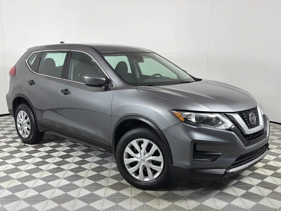 2020 Nissan Rogue - Image 2 of 21
