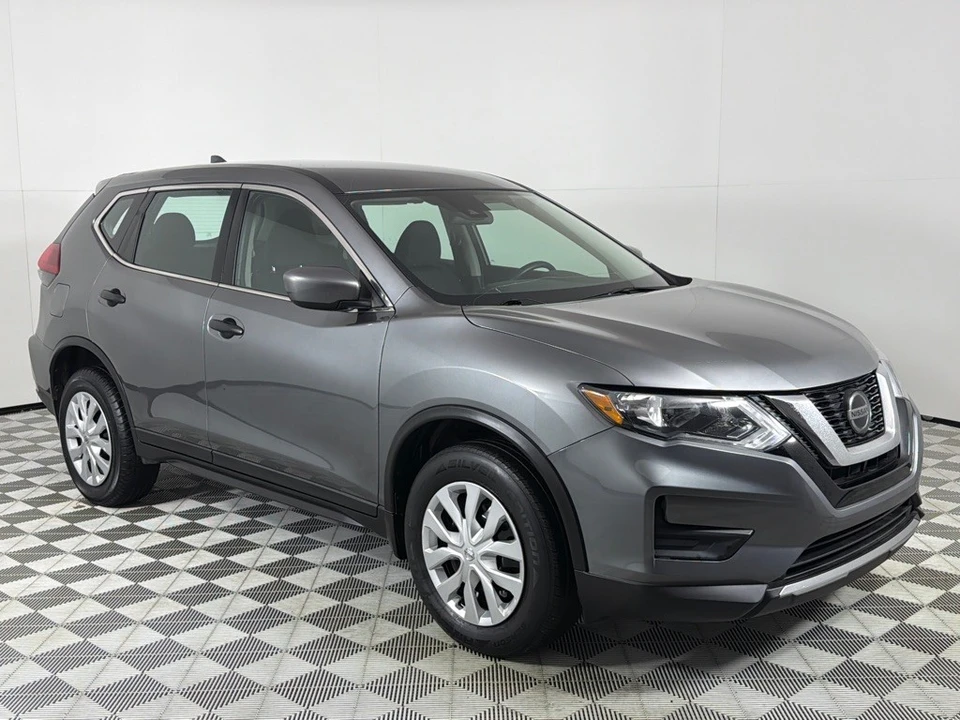 2020 Nissan Rogue - Image 3 of 21