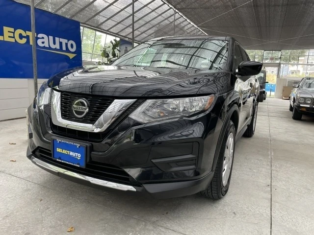 2020 Nissan Rogue - Image 10 of 21