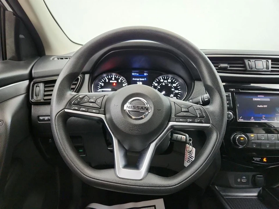 2020 Nissan Rogue - Image 14 of 21