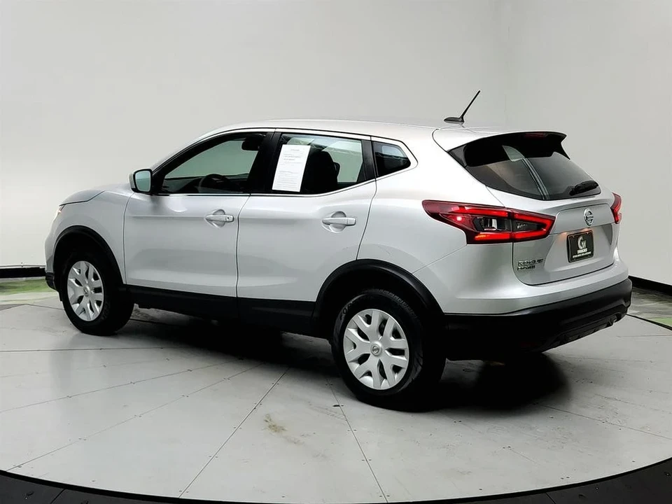 2020 Nissan Rogue - Image 7 of 21