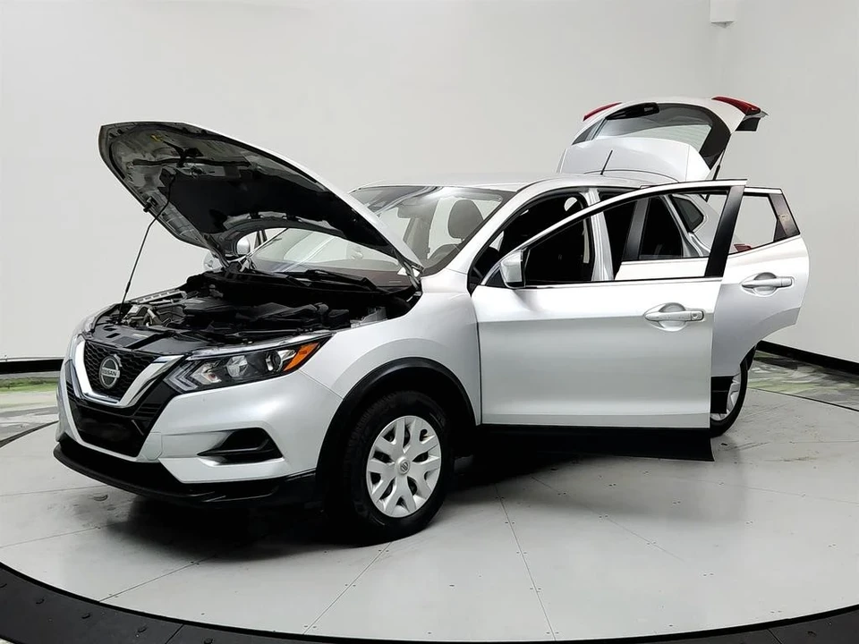 2020 Nissan Rogue - Image 8 of 21