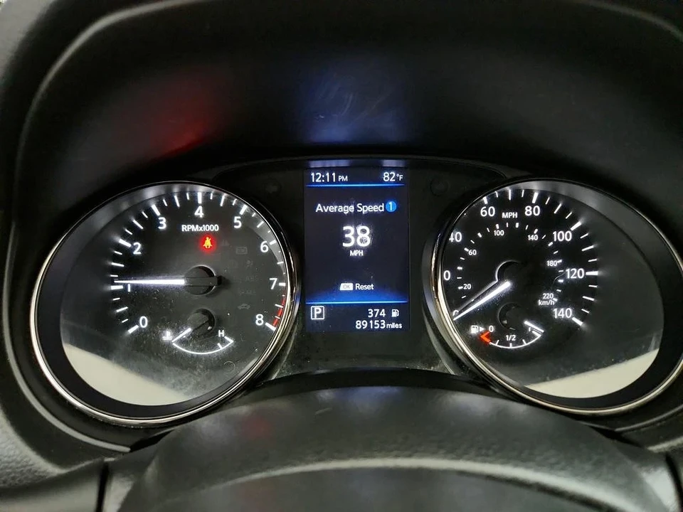 2020 Nissan Rogue - Image 13 of 21