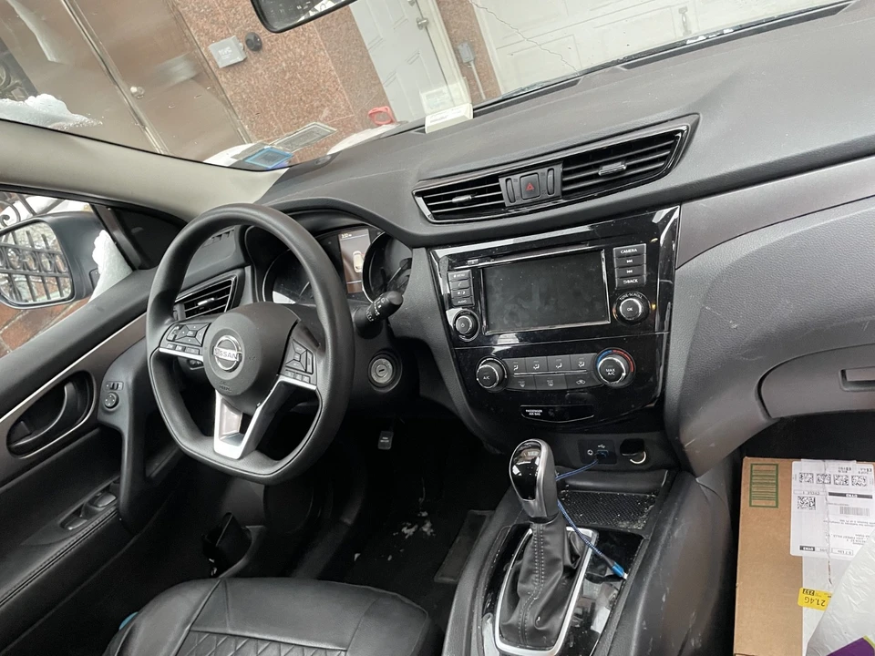 2020 Nissan Rogue - Image 5 of 8