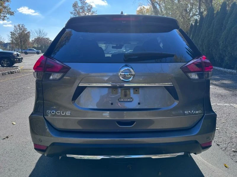 2020 Nissan Rogue - Image 6 of 12