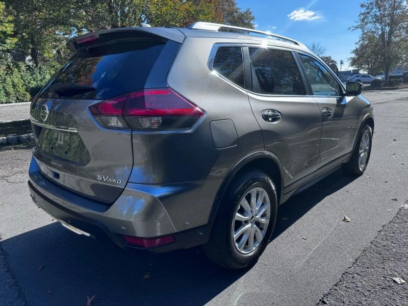 2020 Nissan Rogue - Image 7 of 12