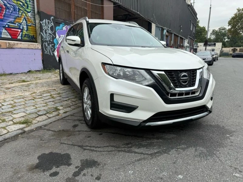 2020 Nissan Rogue - Image 4 of 12