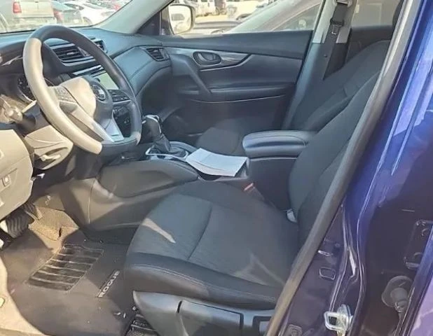2020 Nissan Rogue - Image 3 of 4