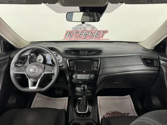 2020 Nissan Rogue - Image 11 of 12