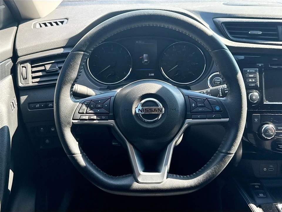 2020 Nissan Rogue - Image 11 of 21