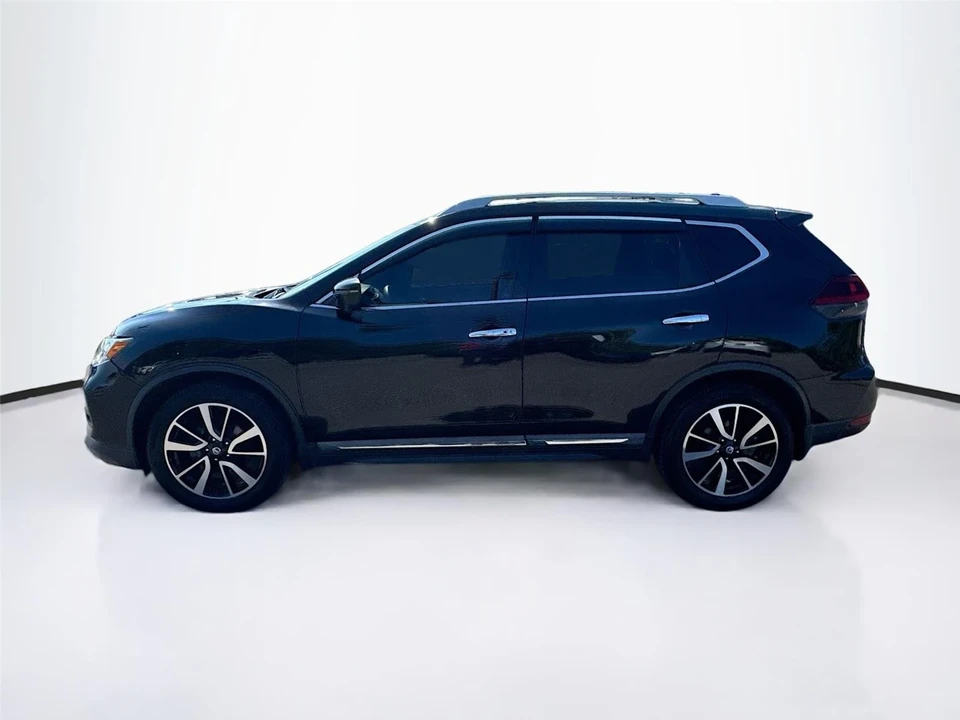 2020 Nissan Rogue - Image 4 of 21