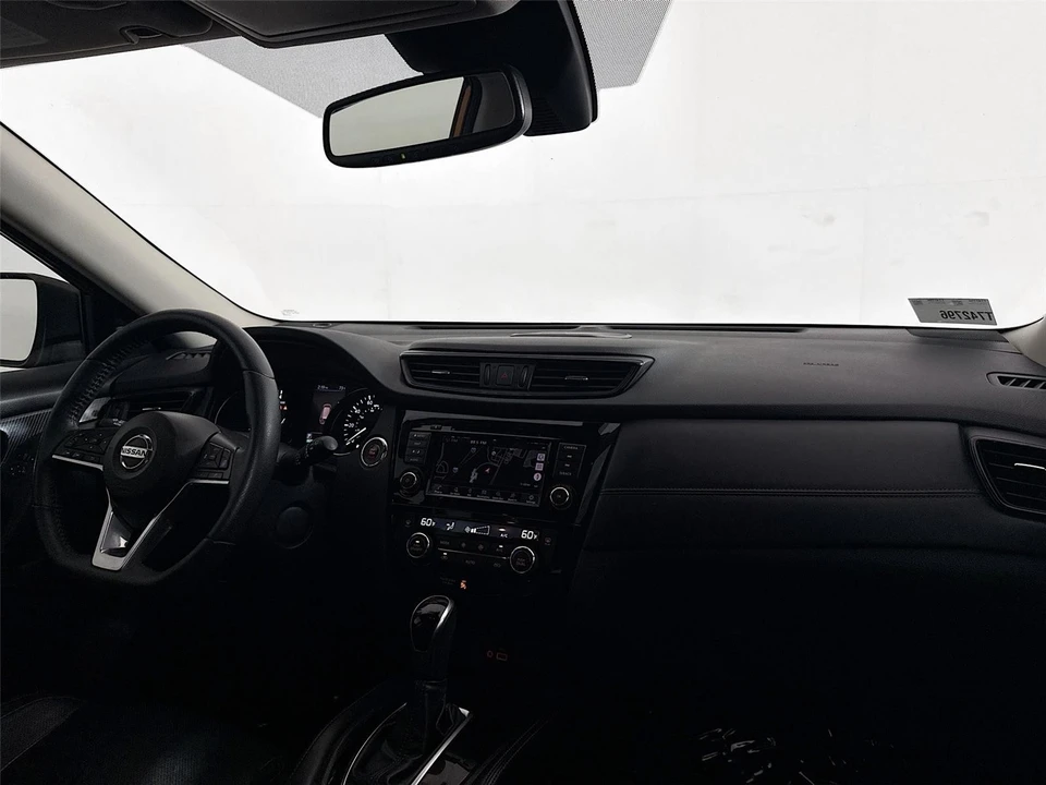 2020 Nissan Rogue - Image 21 of 21