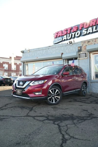 2020 Nissan Rogue - Image 2 of 12