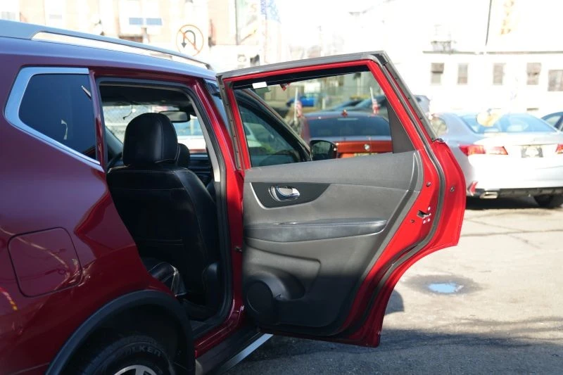 2020 Nissan Rogue - Image 12 of 12