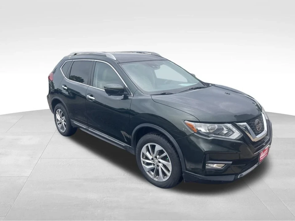 2020 Nissan Rogue - Image 3 of 12