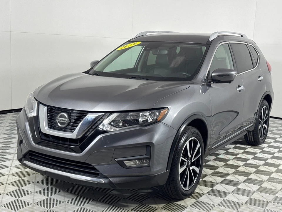 2020 Nissan Rogue - Image 10 of 21
