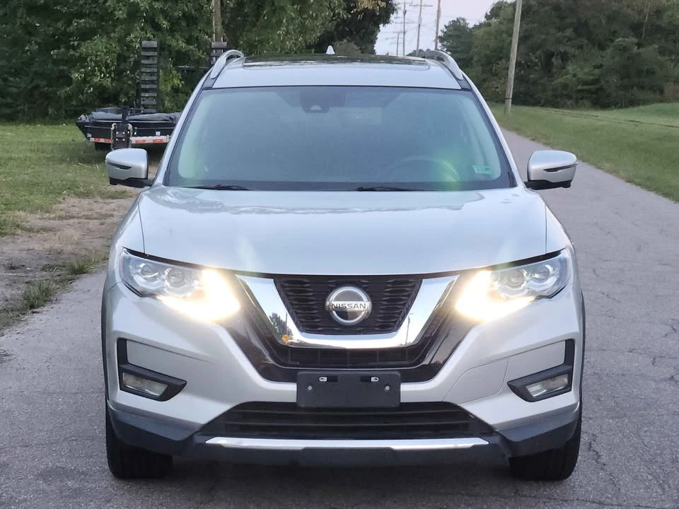 2020 Nissan Rogue - Image 19 of 20