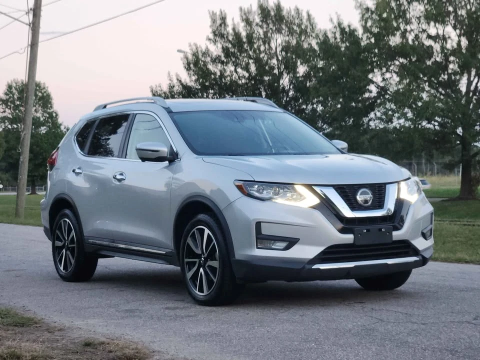 2020 Nissan Rogue - Image 13 of 20
