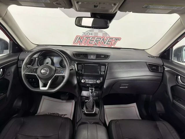 2020 Nissan Rogue - Image 11 of 12