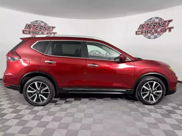 2020 Nissan Rogue - Image 8 of 12