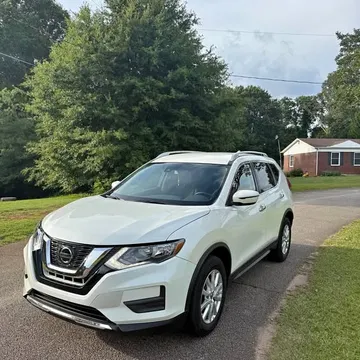 2020 Nissan Rogue SV