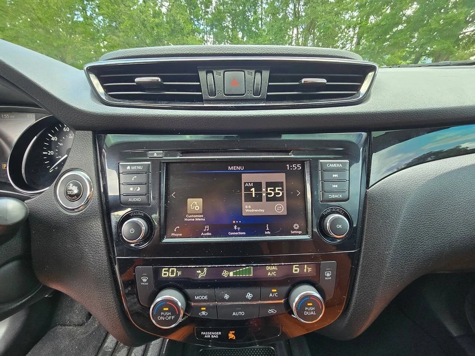 2020 Nissan Rogue - Image 18 of 21