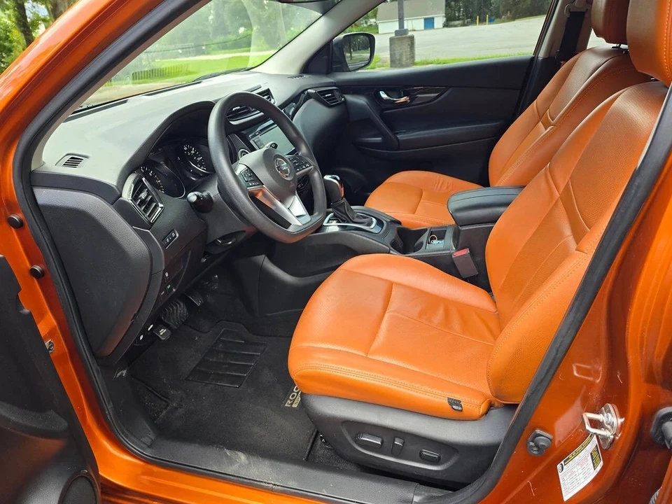 2020 Nissan Rogue - Image 21 of 21