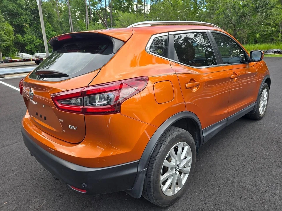 2020 Nissan Rogue - Image 9 of 21