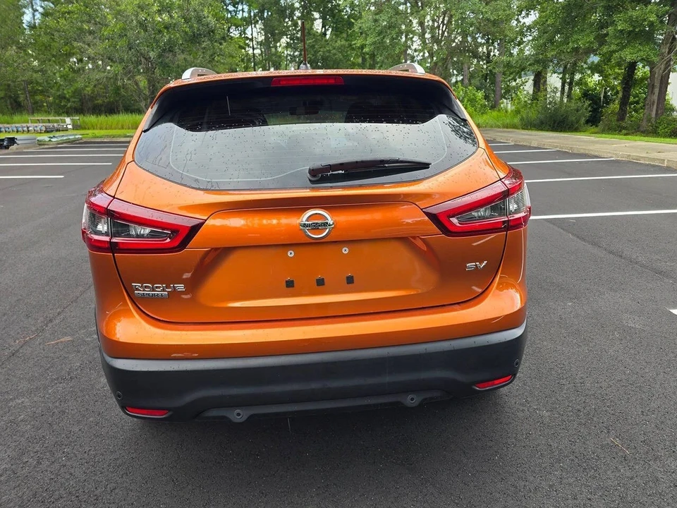 2020 Nissan Rogue - Image 11 of 21