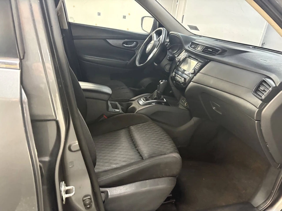 2020 Nissan Rogue - Image 11 of 11