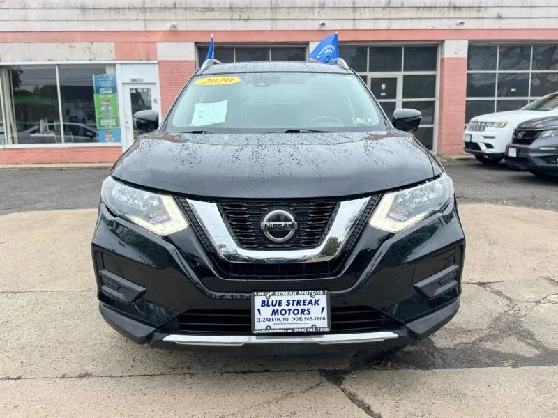 2020 Nissan Rogue - Image 2 of 12