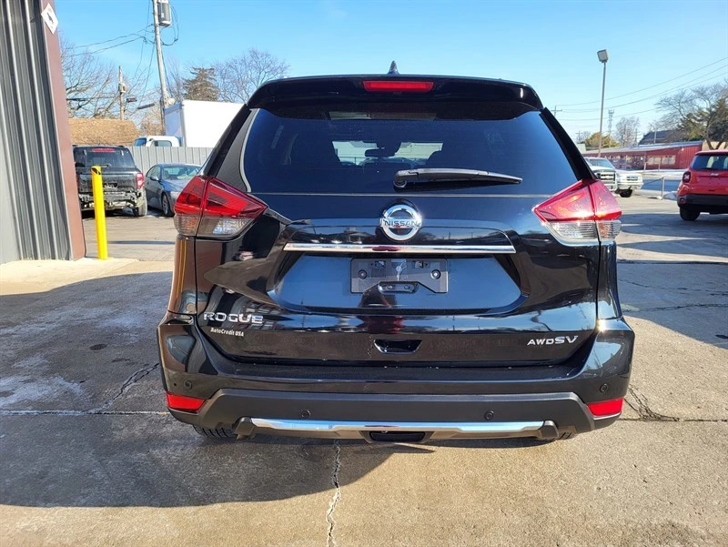 2020 Nissan Rogue - Image 6 of 16