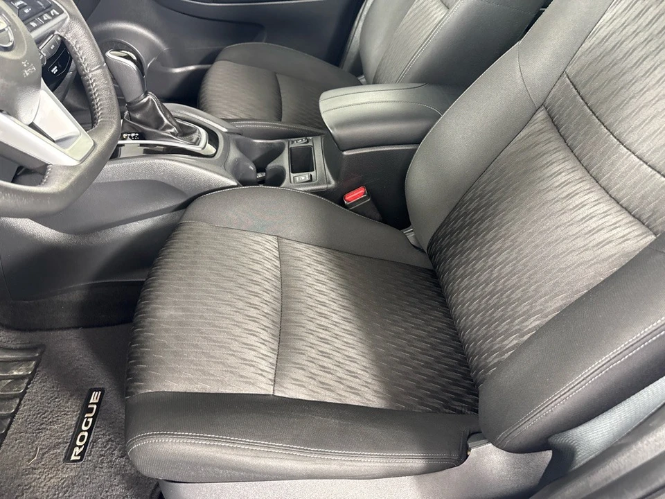 2020 Nissan Rogue - Image 13 of 21
