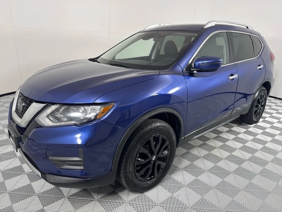 2020 Nissan Rogue - Image 9 of 12