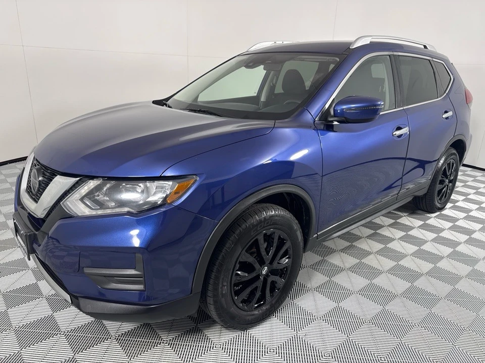 2020 Nissan Rogue - Image 9 of 12