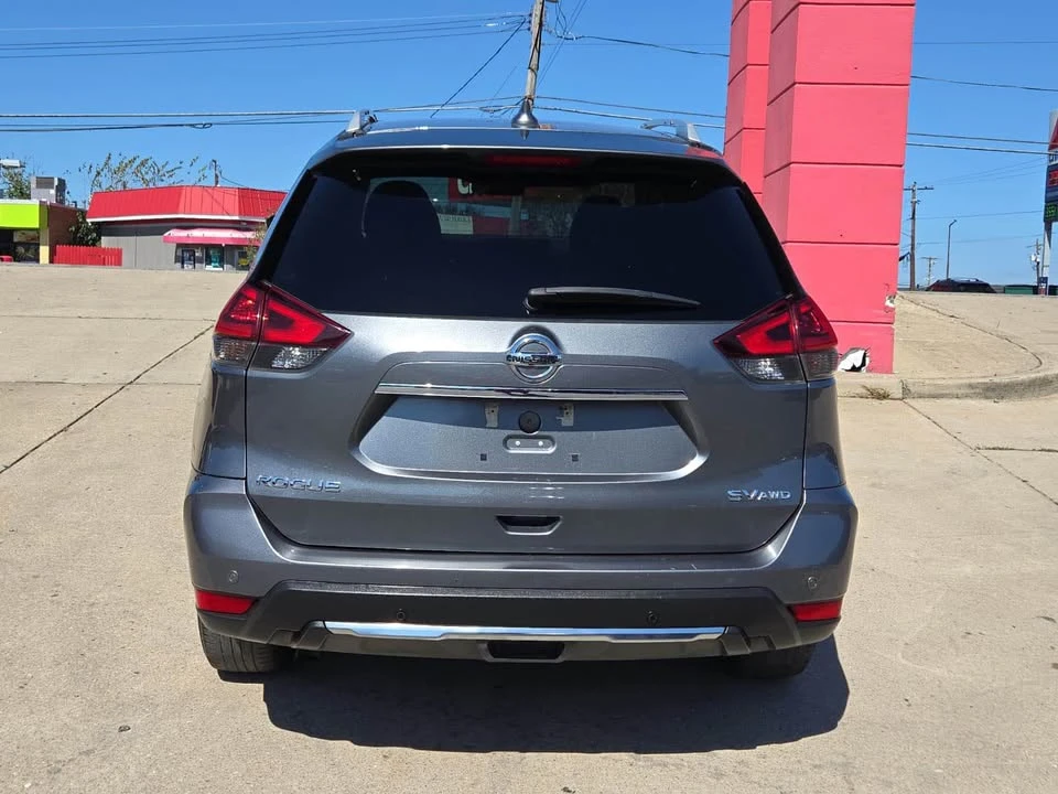 2020 Nissan Rogue - Image 5 of 17