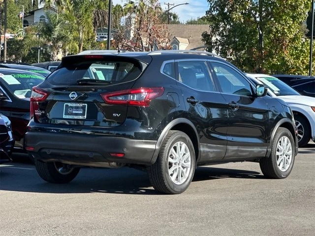 2020 Nissan Rogue - Image 3 of 12