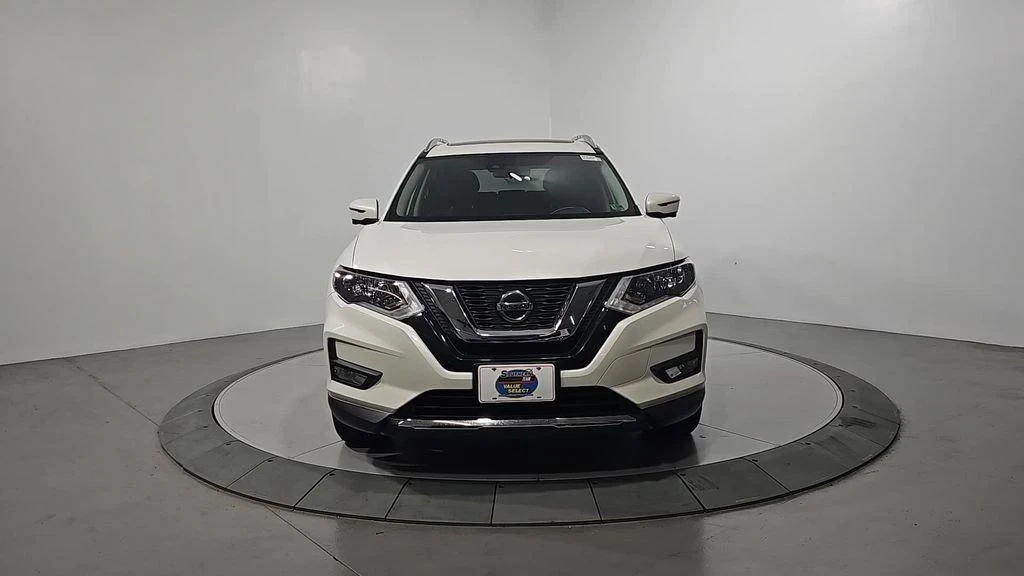 2020 Nissan Rogue - Image 9 of 12